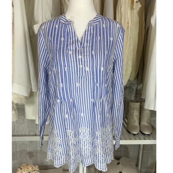 American Sweetheart Women's Size S Blue and White Striped Eyelet Blouse #0390 - Picture 1 of 13